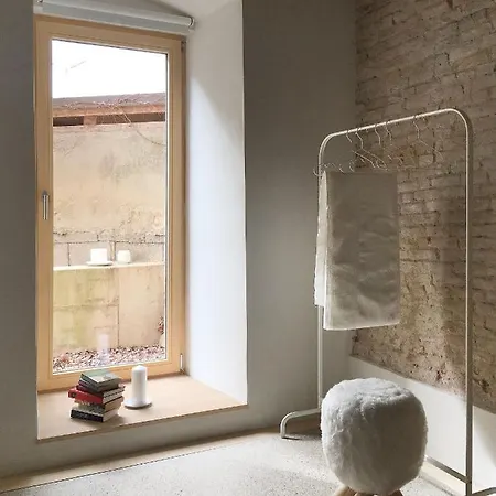 Huebsches Im Herzen Von *